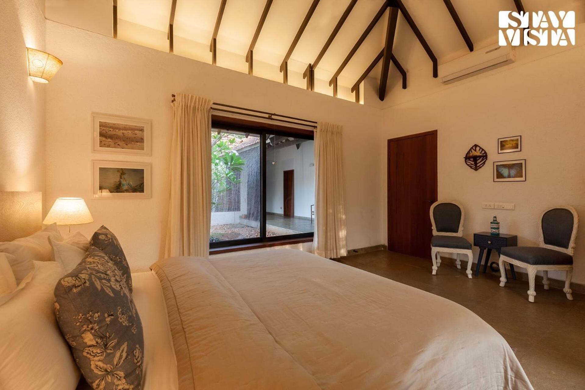 Wander Beyond By Stayvista - Featuring A Bali-Themed Abode And A Refreshing Swimming Pool อลีบาก ภายนอก รูปภาพ