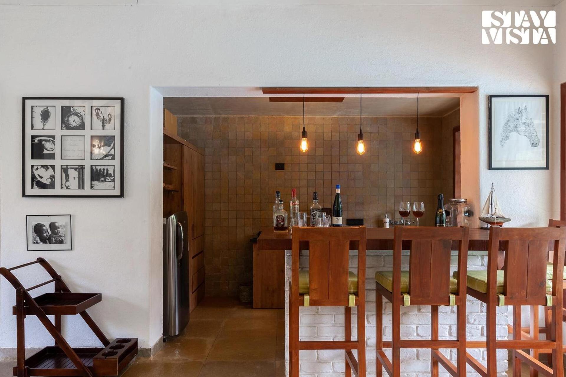 Wander Beyond By Stayvista - Featuring A Bali-Themed Abode And A Refreshing Swimming Pool อลีบาก ภายนอก รูปภาพ