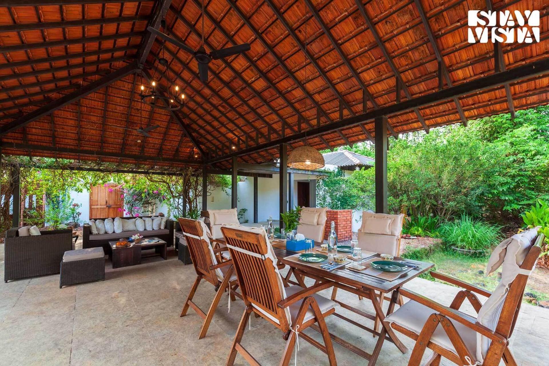 Wander Beyond By Stayvista - Featuring A Bali-Themed Abode And A Refreshing Swimming Pool อลีบาก ภายนอก รูปภาพ